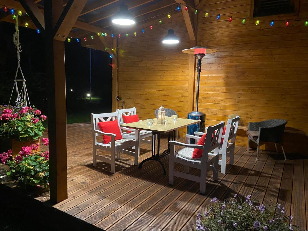 Forest House With Outdoor Hot Tub Jurmala Exterior photo